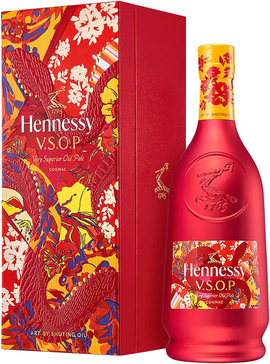 Hennessy Deluxe VSOP Cognac Lunar New Year 2025 700ml