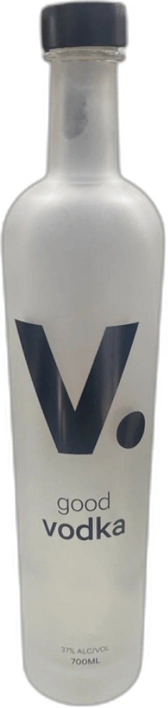V Vodka 700ml